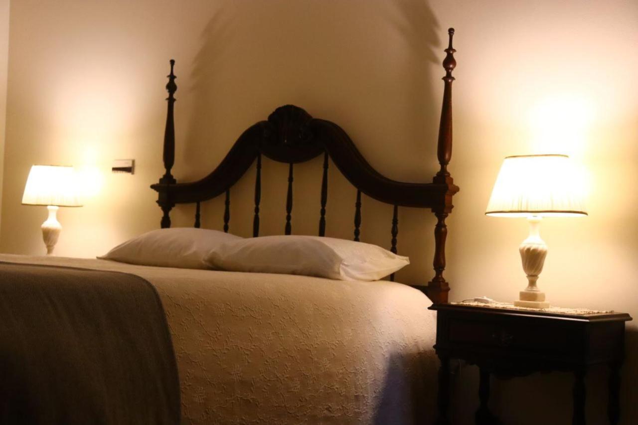 Casa Robusto Guest House Salvaterra de Magos Rom bilde